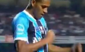 DORIVAL: SONHO DE TREINADOR É VER SEU TIME JOGAR COMO O GRÊMIO | Por Carlos Josias