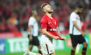 A NOITE EM QUE O TIME APOIOU A TORCIDA | Por Ricardo Soletti