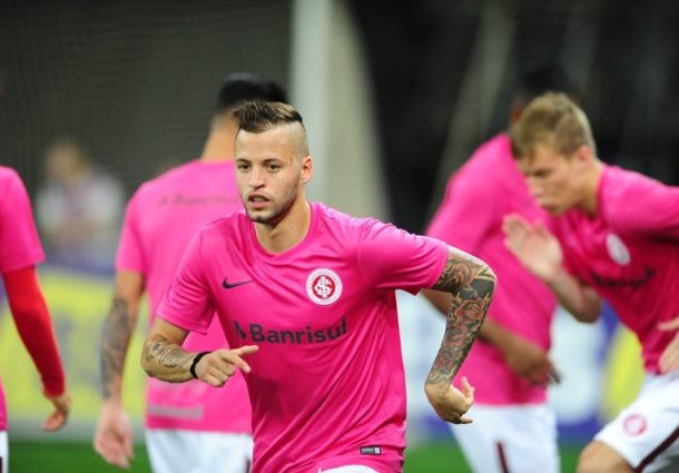 Na garra e no outubro rosa | Por Ricardo Soletti