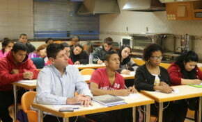 Capacitações voltadas para atendimento de alto padrão e comunicação assertiva são oferecidas pelo Sindha