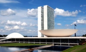 Proposta de Emenda Constitucional para reduzir parlamentares no Congresso. O que esperar disso? | Por Dilmar Isidoro