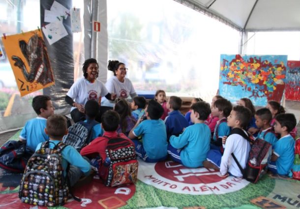 Cultura móvel - ﻿Projeto Desfoka reúne teatro, música, literatura e oficinas de arte