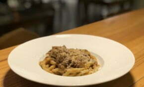 Ensolarada Toscana e a região de Veneto são algumas das inspirações para o Menu de restaurante em POA