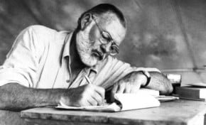 Contos de Hemingway e outros clássicos da literatura são temas de oficina de língua inglesa no Instituto Ling