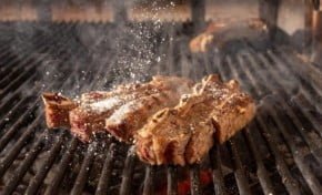 Um churras que é uma festa para celebrar uma geração de gaúchos