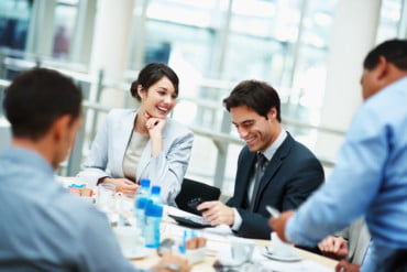 CI lança programas de educação executiva para profissionais brasileiros