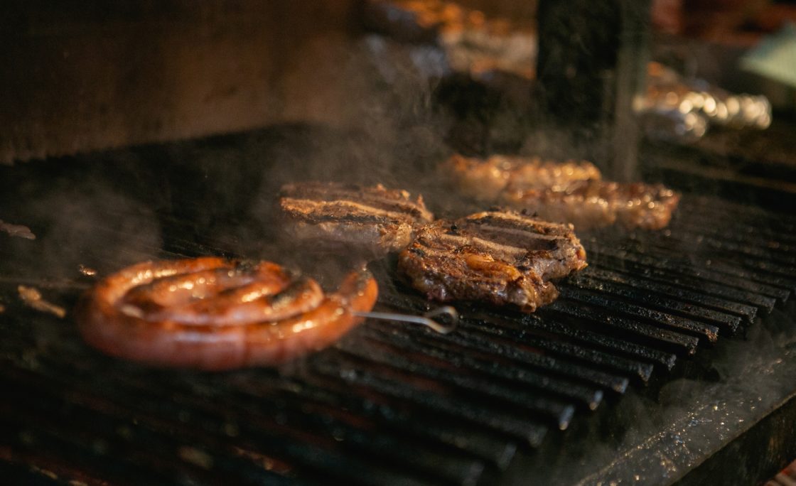 Valentina Steak Bar promove primeira edição do Parrilla no Pátio