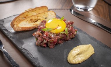 Mirá inaugura operação de jantar