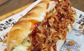 Mark Hamburgueria agora tem pancho e GT's no cardápio