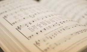 Disponíveis quase 3 mil partituras gratuitamente para quem pretende ampliar repertório musical em casa