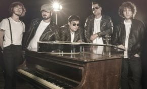 Tequila Baby lança versão acústica do hit Velhas Fotos e anuncia live para arrecadar doações