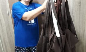 Centro Social Pe. Pedro Leonardi distribui kit pedagógico para crianças em situação de vulnerabilidade social da Restinga