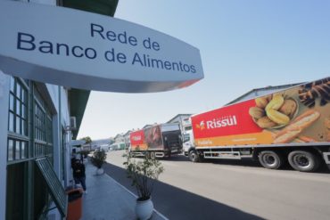 Rede de Bancos de Alimentos do RS recebe doações