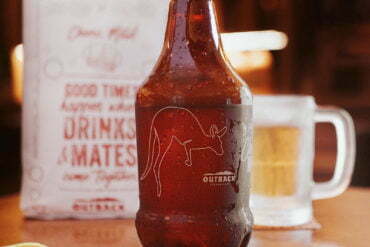 Coloque as canecas para congelar: chopp Brahma Outback agora pode ser pedido no delivery