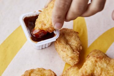 McDonald’s anuncia a remoção de corantes e aromatizantes artificiais de ingredientes