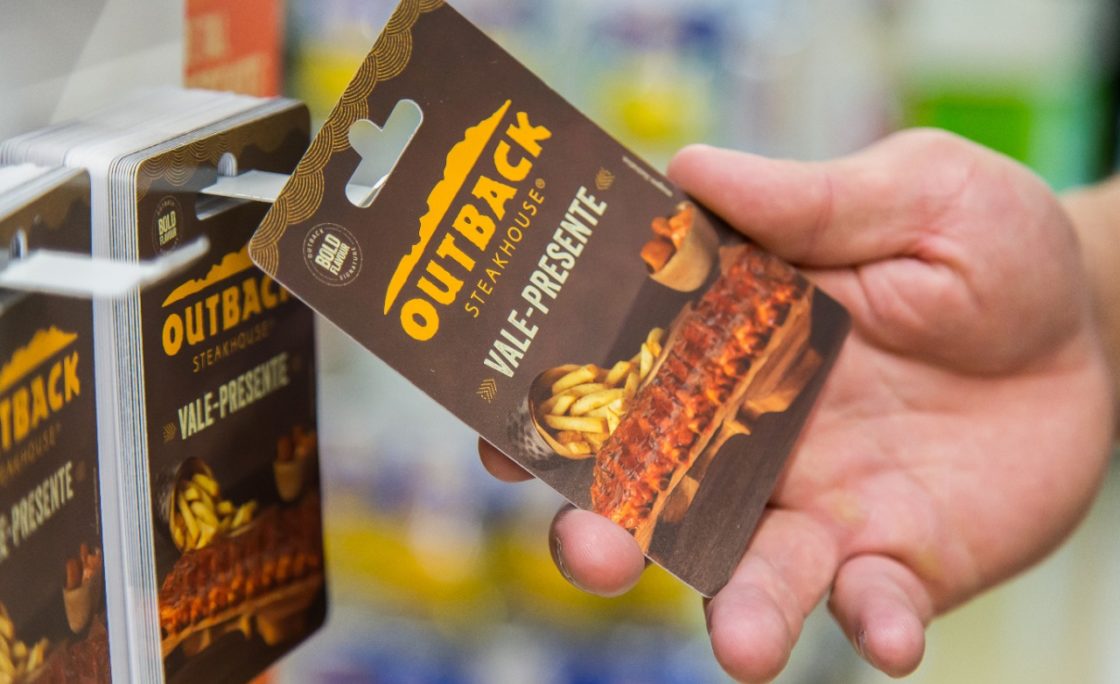 Outback lança Gift Card Varejo e anuncia venda nas lojas do Carrefour 