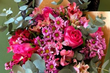 Fernanda Rosa Flores Boutique e Imama lançam “Correio em Flor” especial