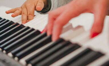 Aula virtual e gratuita de musicalização é atração para as crianças neste sábado, dia 6 de março