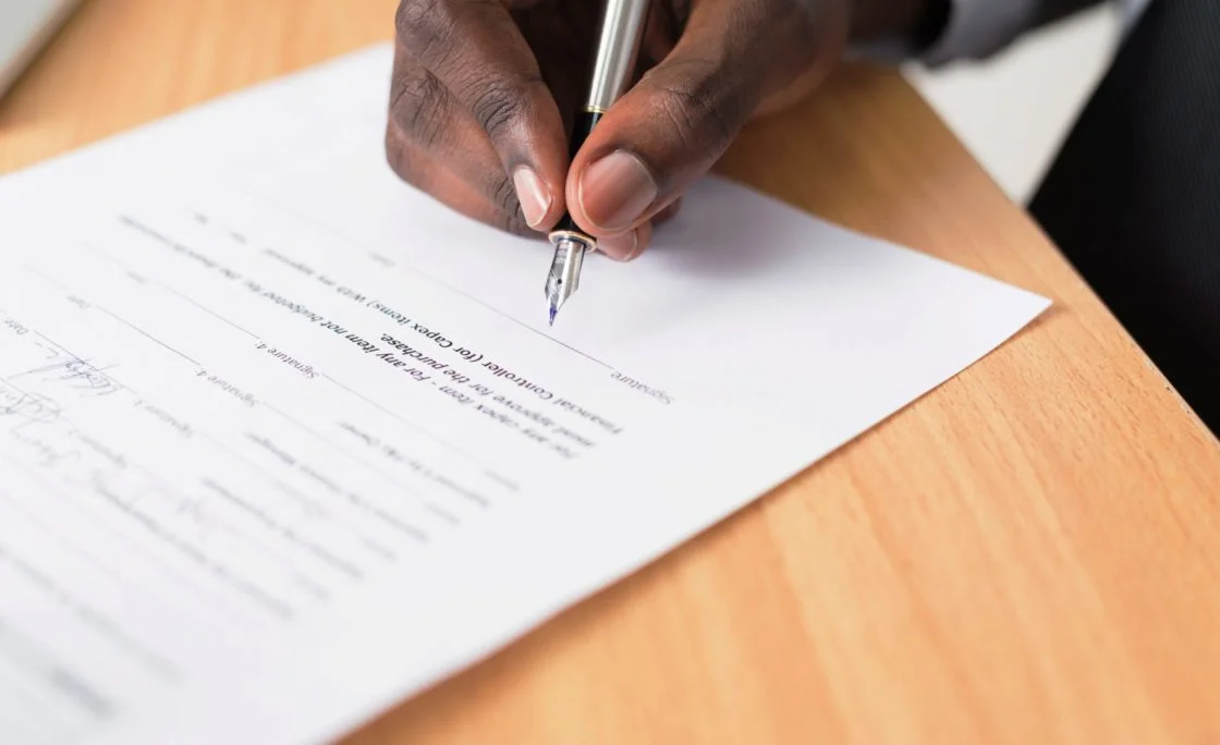 Legalização de documentos nacionais para utilização no exterior pode ser feita nos tabelionatos 