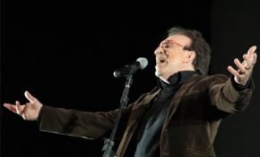 Moacyr Franco traz música, humor e descontração ao palco do Teatro do Bourbon Country em novembro