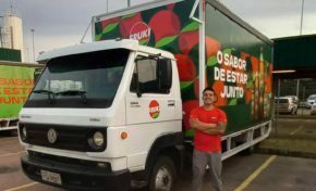 Bebidas Fruki abre 52 vagas para motoristas e auxiliares de entregas no RS