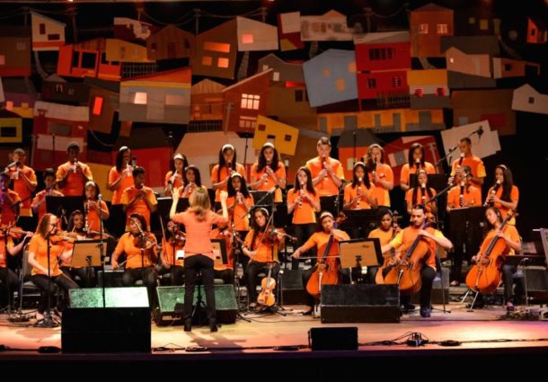 Orquestra Villa-Lobos homenageia Milton Nascimento em espetáculo inédito