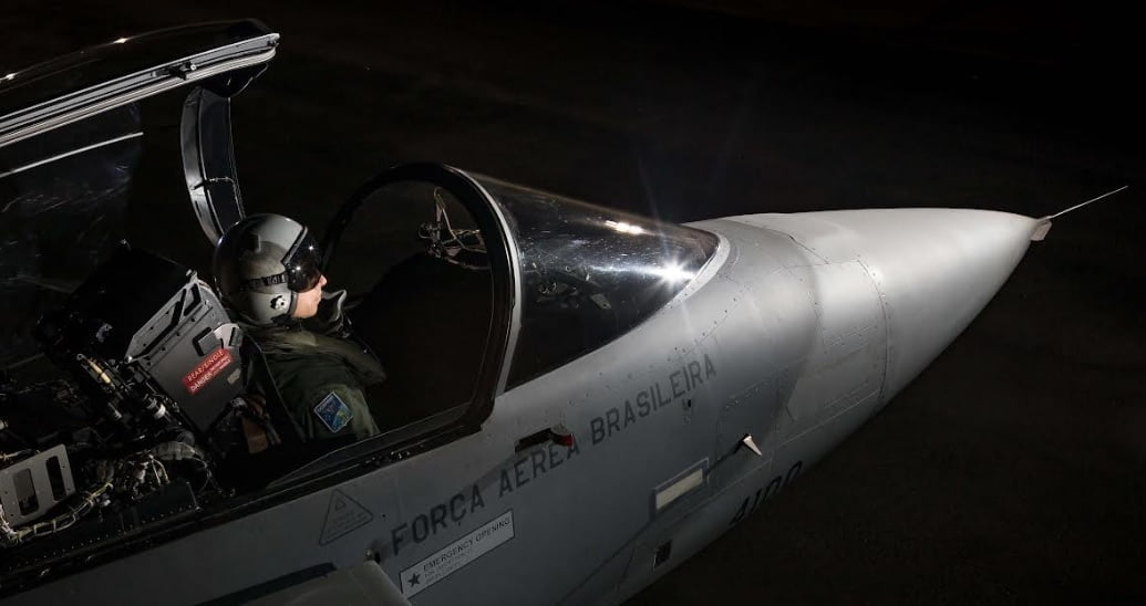 Réplica do Caça F-39 Gripen vai aterrissar no BarraShoppingSul