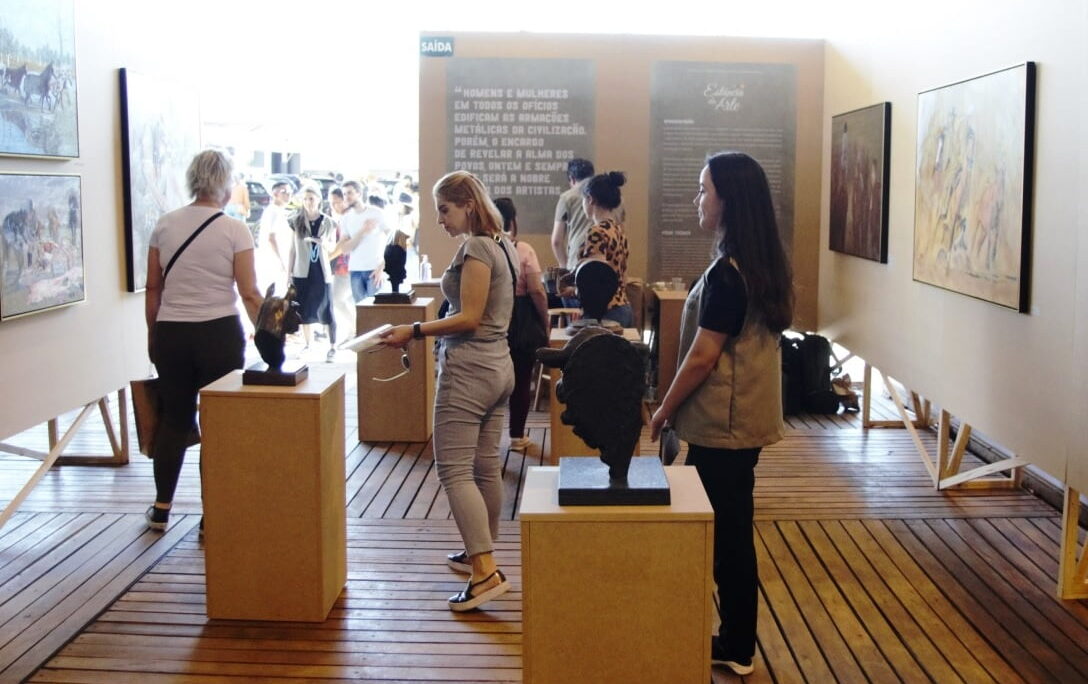 Estância da Arte atrai público na Expointer