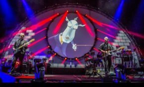 Famoso musical britânico "The Wall", baseado no disco de Pink Floyd e no filme de Alan Parker, chega ao Teatro do Sesi