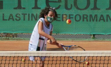 Educandos de ONG gaúcha participam de jogo da turnê de Rafael Nadal no Brasil