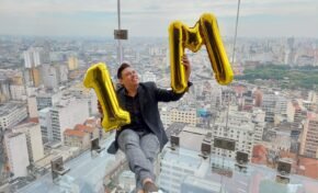 Bernardo Guedes comemora a marca de 1 milhão de views no site 