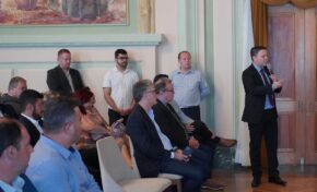 Diálogo com Brasília para garantir investimentos em infraestrutura