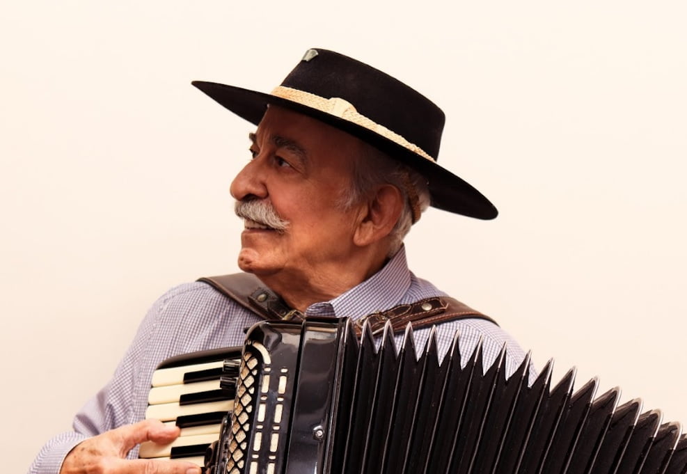 “Chama-me Borges: o que tem de ser dito” celebra os 60 anos de música e 70 de vida de Luiz Carlos Borges no dia 25 de março no Rancho Tabacaray