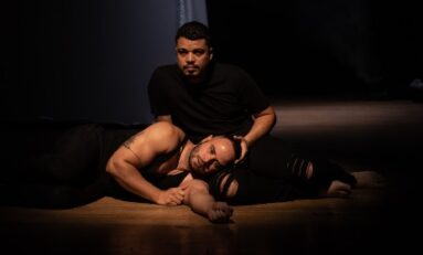 Com sessões gratuitas, espetáculo Sobrevida leva história autobiográfica sobre o diagnóstico de HIV a onze cidades do Rio Grande do Sul