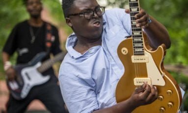 Guitarrista norte-americano Mack McDonald estreia em Porto Alegre com show de blues no Instituto Ling