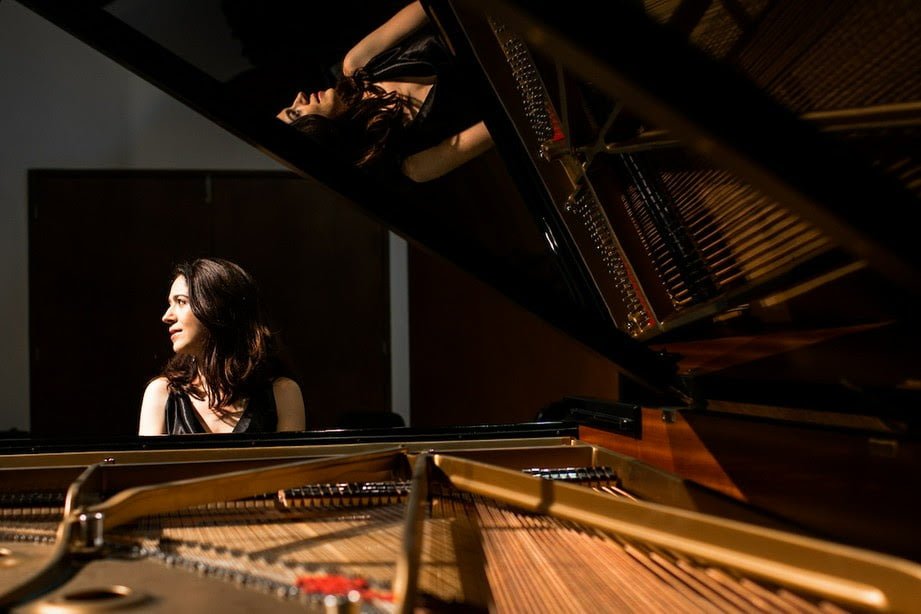 Pianista indicada ao Grammy Latino, Erika Ribeiro apresenta recital no Instituto Ling dia 24 de junho