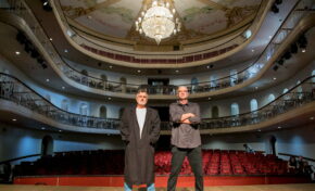 O Espantalho - Primeiro monólogo e primeira estreia nacional em Porto Alegre do ator Werner Schünemann, em temporada de 11 a 13 de agosto, no Theatro São Pedro