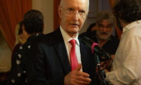 Carlos Saldanha Legendre faz lançamento de suas obras na Academia Brasileira de Filosofia no RJ