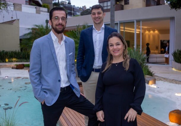 Komeco e Hidrotec receberam convidados no charmoso ambiente Pool Garden da CasaCor RS