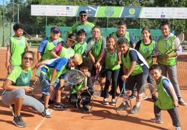 WimBelemDon conta sua história na Feira do Livro