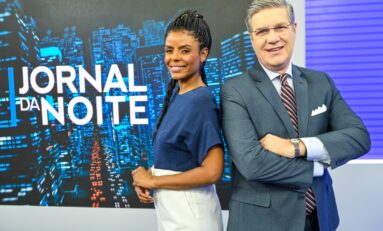 Felipe Vieira completa três anos como âncora do Jornal da Noite na Band TV