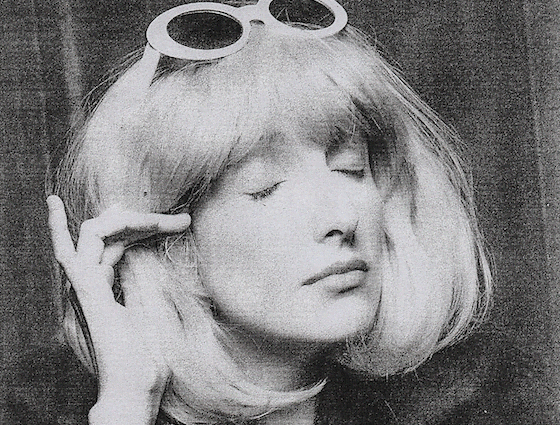 OPINIÃO APRESENTA CLARICE FALCÃO