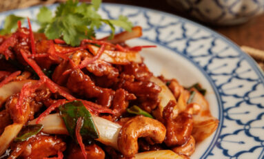 Koh Pee Pee traz novos pratos no Menu Sawadee