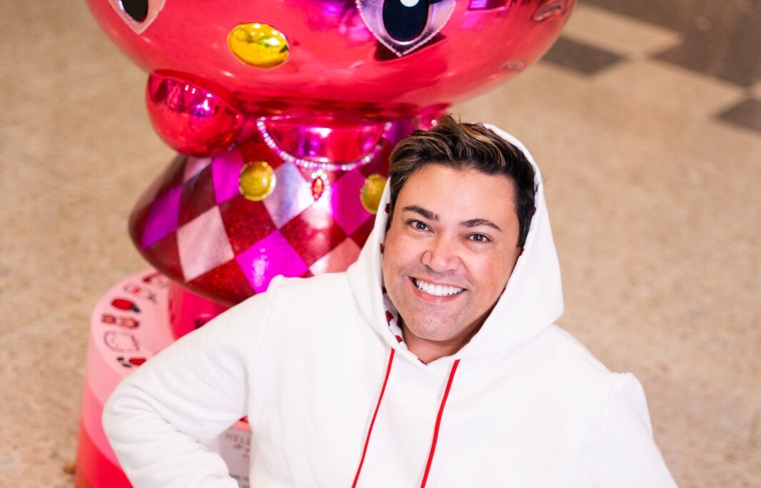 Bernardo Guedes celebra com TJama os 50 anos da Hello Kitty