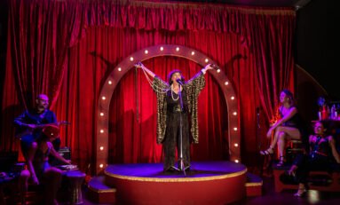 Programação conta com shows inéditos Aos Trancos e Barrancos e Trilhas do Tempo e estreias teatrais Ai que Absurdo e Assim Caminha a Humanidade