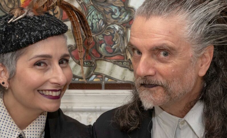 A Sbørnia Kontra Atracka faz temporada comemorativa no Theatro São Pedro