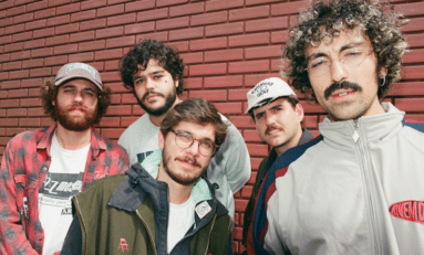 OPINIÃO APRESENTA JOVEM DIONÍSIO