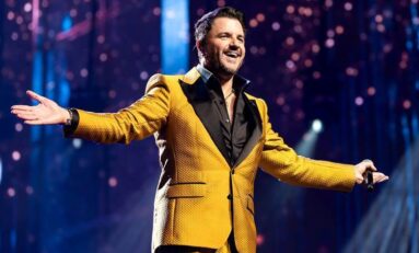 Maurício Manieri realiza show especial de fim de ano no Teatro do Bourbon Country