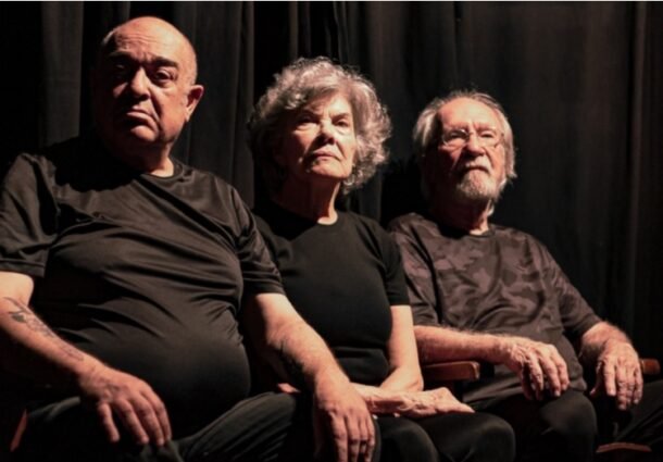 Nova peça de Gilberto Schwartsmann teve leituras dramáticas com Sandra Dani, Zé Adão Barbosa e Luiz Paulo Vasconcellos, que assinou a direção