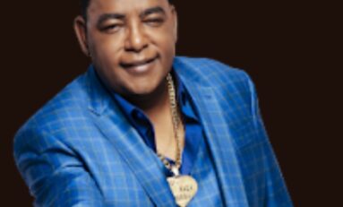 Raça Negra retorna a Porto Alegre com a turnê que celebra suas quatro décadas de sucesso